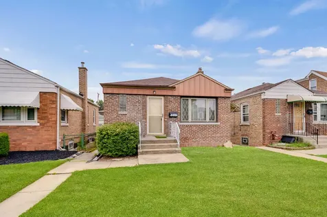 5551 South Kenneth Avenue Chicago IL 60629