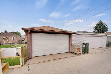 5551 South Kenneth Avenue Chicago IL 60629
