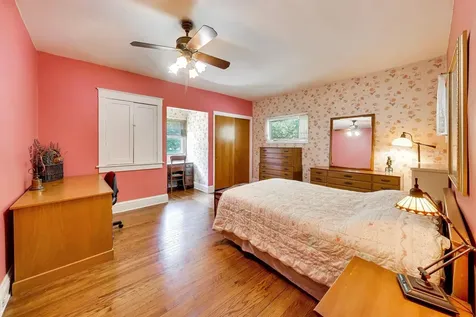 644 South 4th Avenue Des Plaines IL 60016