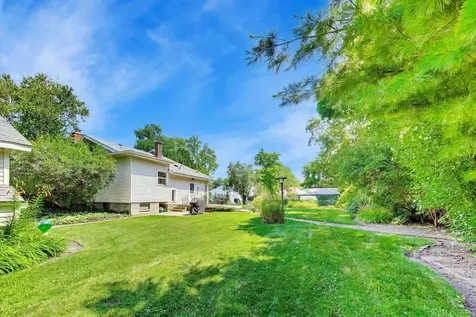 644 South 4th Avenue Des Plaines IL 60016