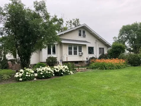 644 South 4th Avenue Des Plaines IL 60016