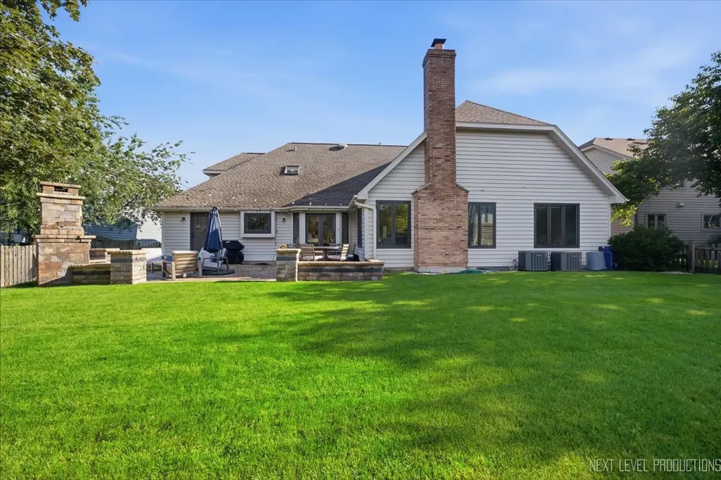 510 De Lasalle Avenue Naperville IL 60565