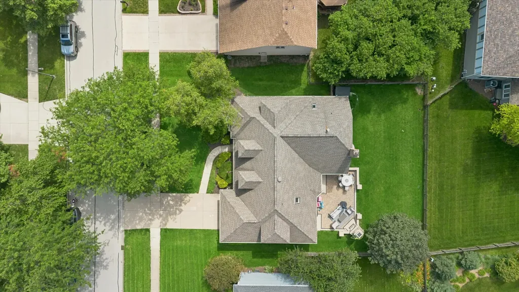 510 De Lasalle Avenue Naperville IL 60565