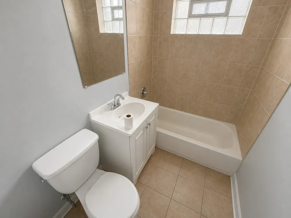 3781 West Hayford Street Chicago IL 60652