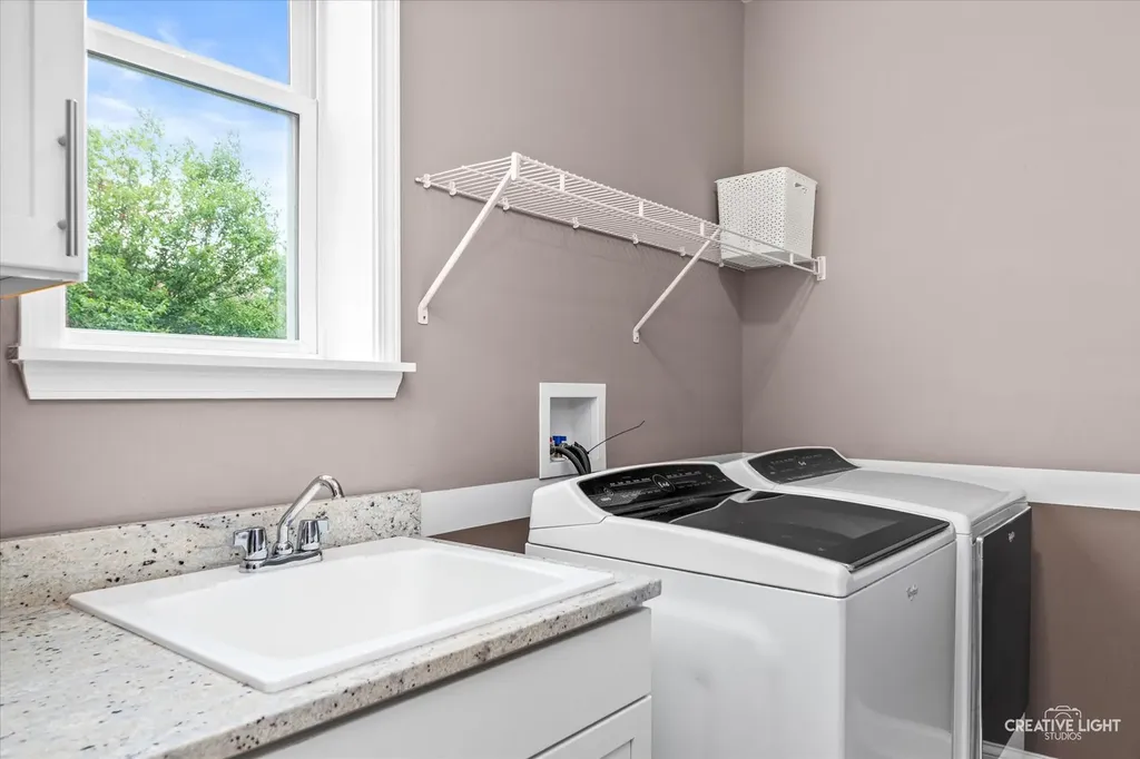 4135 Bedford Lane Aurora IL 60504