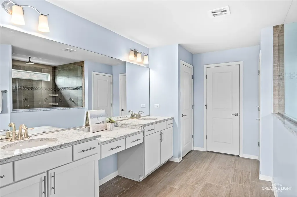 4135 Bedford Lane Aurora IL 60504