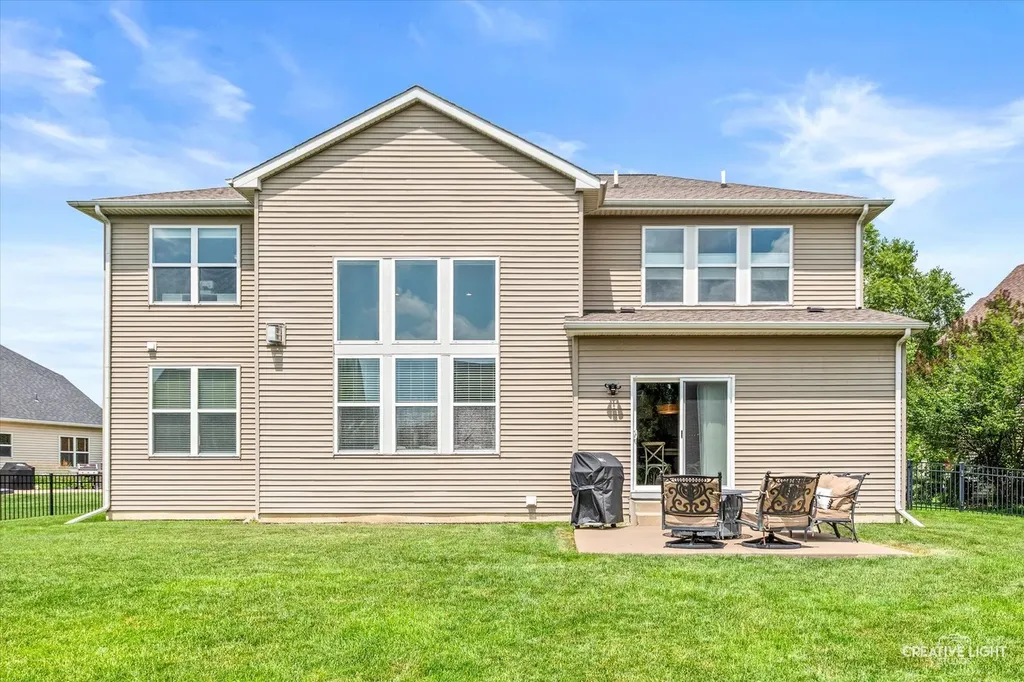 4135 Bedford Lane Aurora IL 60504