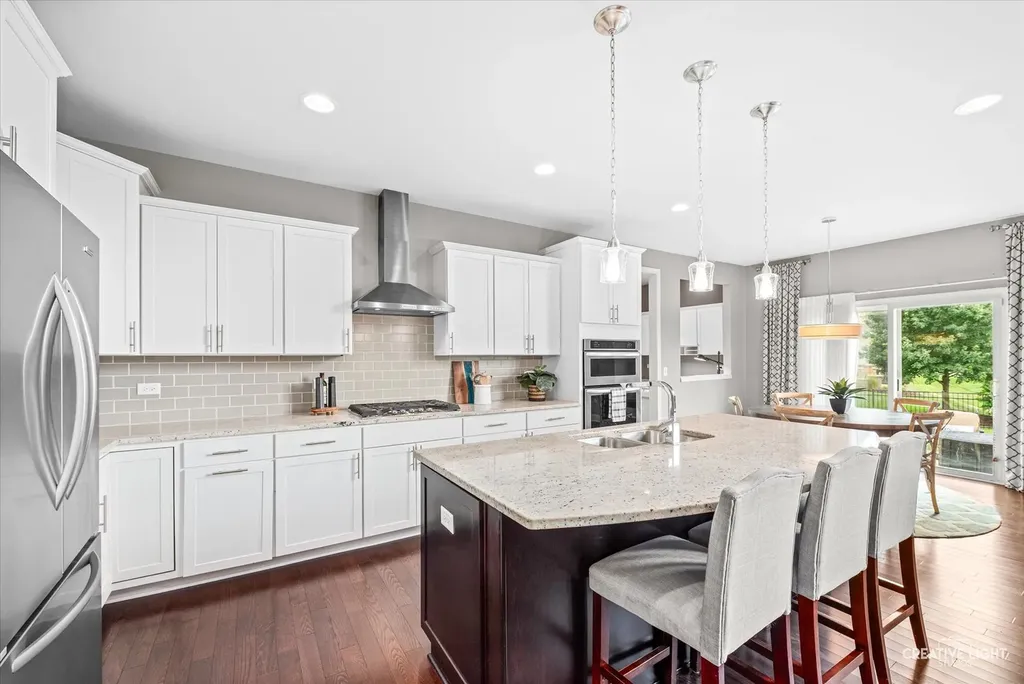 4135 Bedford Lane Aurora IL 60504