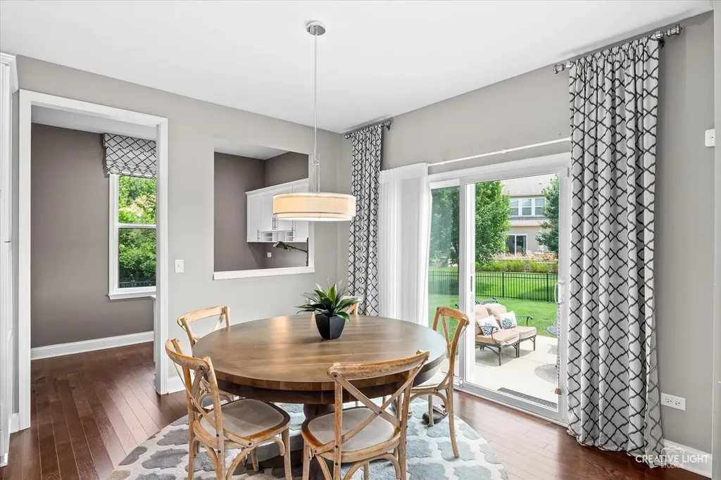 4135 Bedford Lane Aurora IL 60504