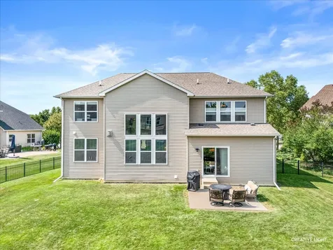 4135 Bedford Lane Aurora IL 60504