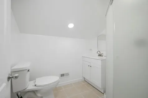 7236 West Pratt Avenue Chicago IL 60631