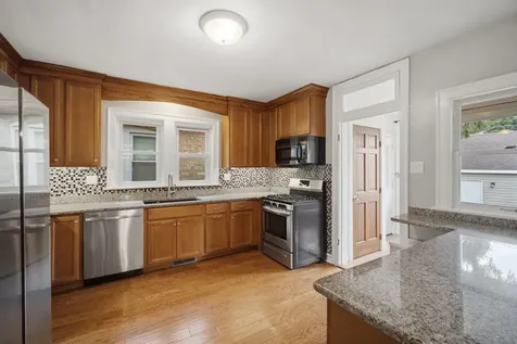 7236 West Pratt Avenue Chicago IL 60631