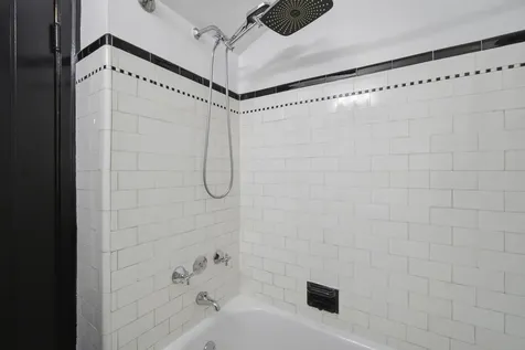 7236 West Pratt Avenue Chicago IL 60631