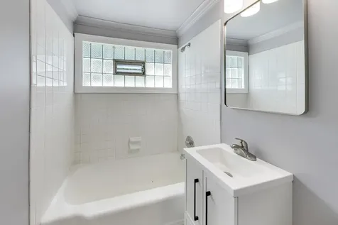 413 Winnemac Street Park Forest IL 60466