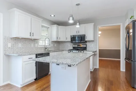 4 Breckenwood Court Bloomington IL 61704