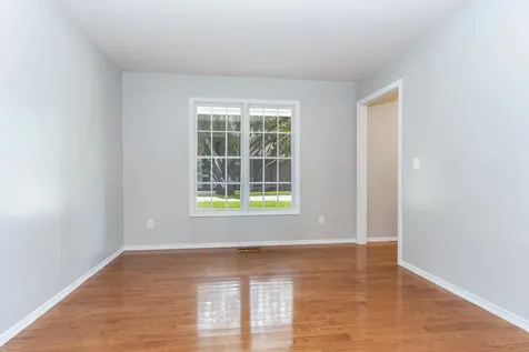 4 Breckenwood Court Bloomington IL 61704