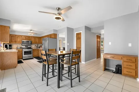 4925 144TH Street Midlothian IL 60445