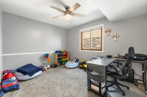 4925 144TH Street Midlothian IL 60445