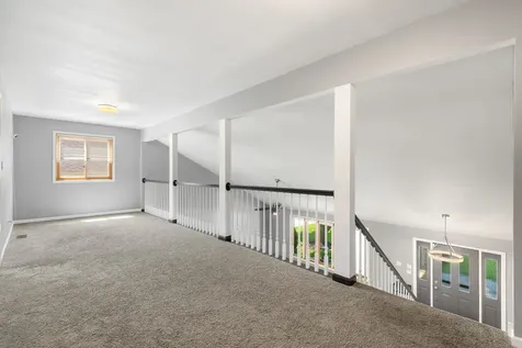 4925 144TH Street Midlothian IL 60445