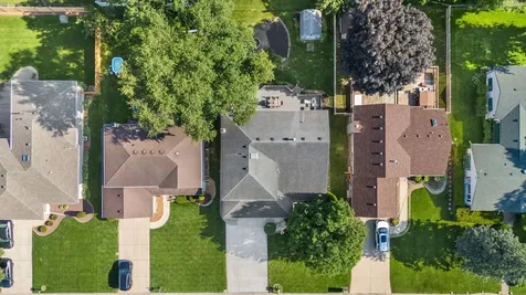 4925 144TH Street Midlothian IL 60445