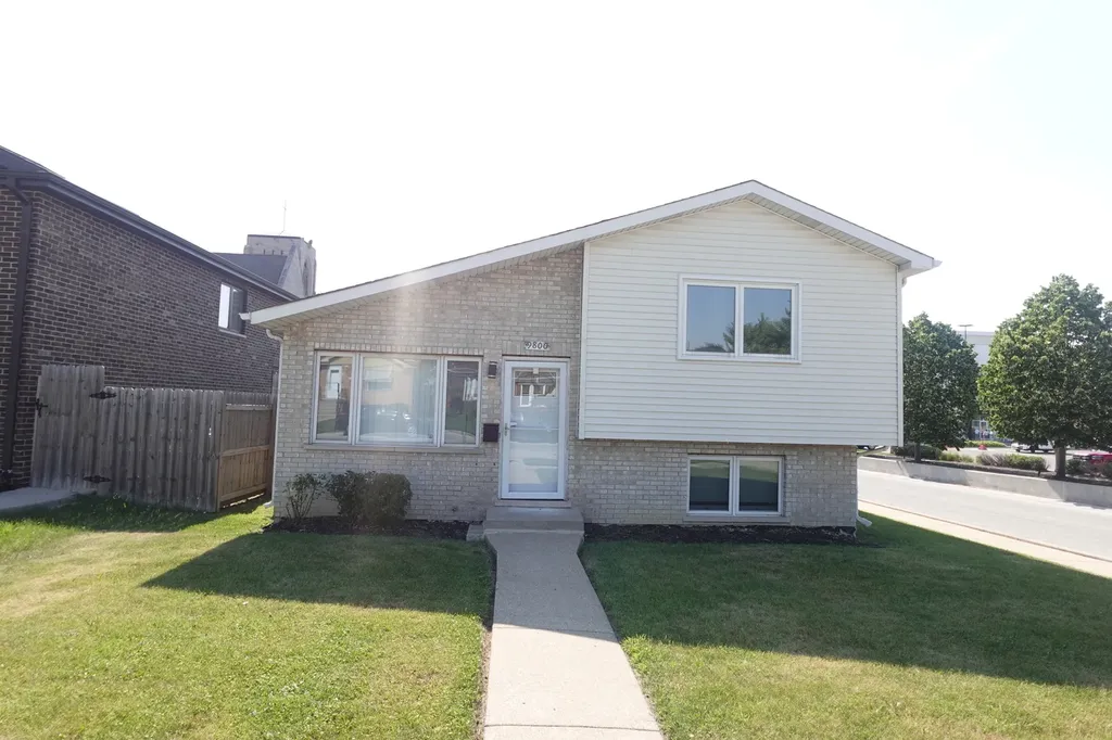 9800 South Artesian Avenue Evergreen Park IL 60805