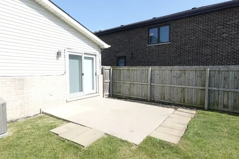 9800 South Artesian Avenue Evergreen Park IL 60805