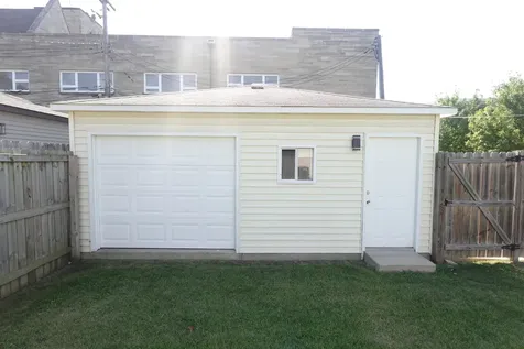 9800 South Artesian Avenue Evergreen Park IL 60805