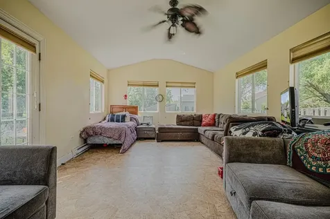 1055 South West Avenue Waukegan IL 60085