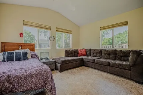 1055 South West Avenue Waukegan IL 60085