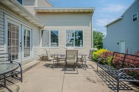 1055 South West Avenue Waukegan IL 60085