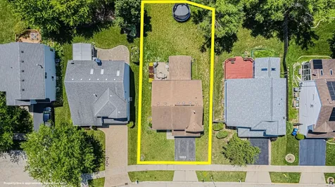 1055 South West Avenue Waukegan IL 60085