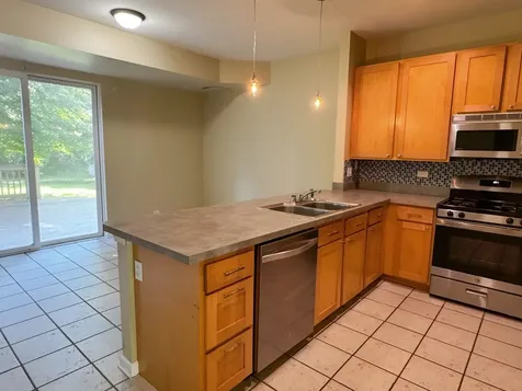 568 Truman Drive Oswego IL 60543