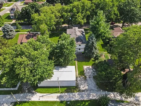 304 East Elm Street Fairbury IL 61739
