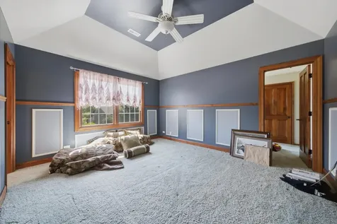 125 Goldenrod Drive Sugar Grove IL 60554