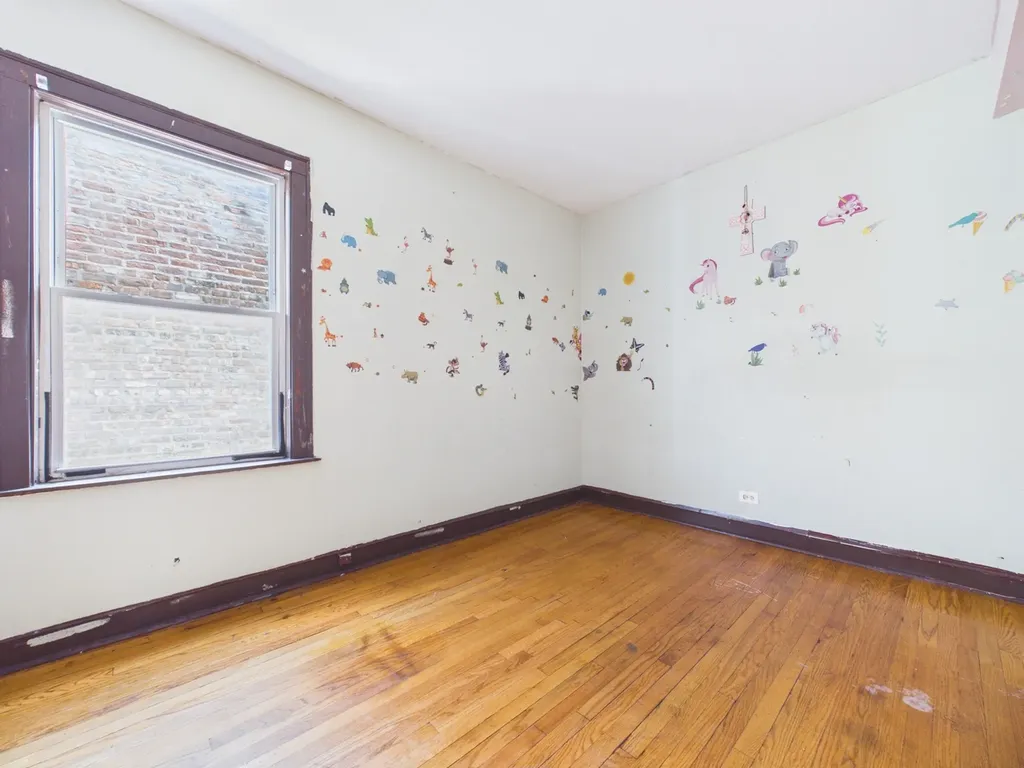 6123 South Troy Street Chicago IL 60629