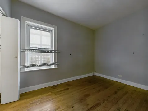 6123 South Troy Street Chicago IL 60629
