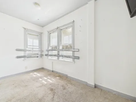 6123 South Troy Street Chicago IL 60629