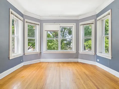 6123 South Troy Street Chicago IL 60629