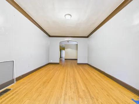 6123 South Troy Street Chicago IL 60629