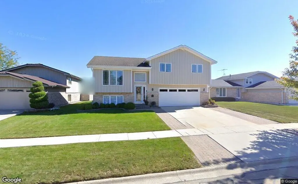 629 Poplar Avenue Romeoville IL 60446