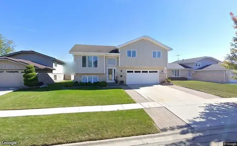 629 Poplar Avenue Romeoville IL 60446