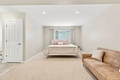 629 Poplar Avenue Romeoville IL 60446