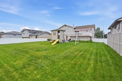 629 Poplar Avenue Romeoville IL 60446