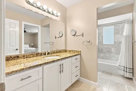 629 Poplar Avenue Romeoville IL 60446