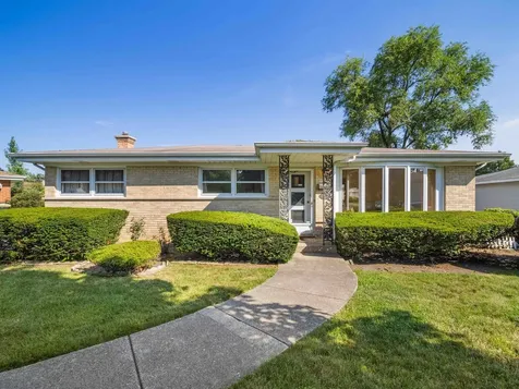 2531 William Avenue Glenview IL 60025