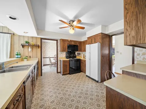 2531 William Avenue Glenview IL 60025