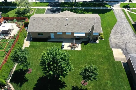 102 Audrey Lane Mount Prospect IL 60056