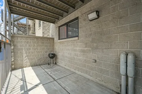 2533 West Congress Parkway Chicago IL 60612