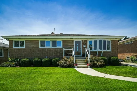 7005 West Sunnyside Avenue Norridge IL 60706