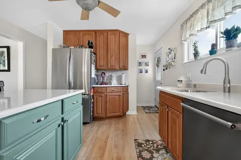 7005 West Sunnyside Avenue Norridge IL 60706